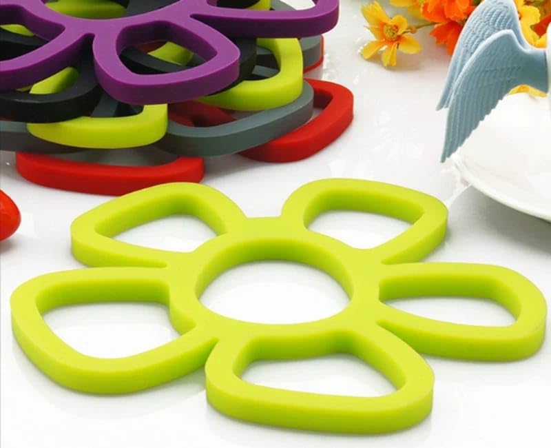 Silicone Hot Pads Heat Resistant Bowl Mats Dish Mats Drink Coasters Non-Slip Pot Holders for Home Kitchen Dining Table Decoration- Pack of 2