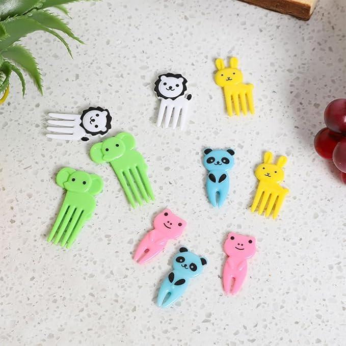 kunya® 10 Pcs Animal Cartoon Set of Fruit Fork for Kids, Reusable Giraffe & Elephant Food Fruit Picks for Kids, Cute Bento Box Decor, Plastic Fruit Forks for Dessert, Snack(Random Colours)