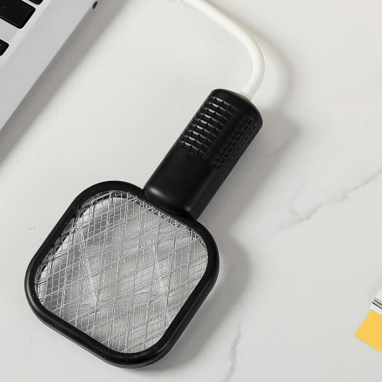 Electric Fly Swatter Easy to Use Small Animals Swatter for Travel Outdoor CampingEasy to Use Small Animals Swatter