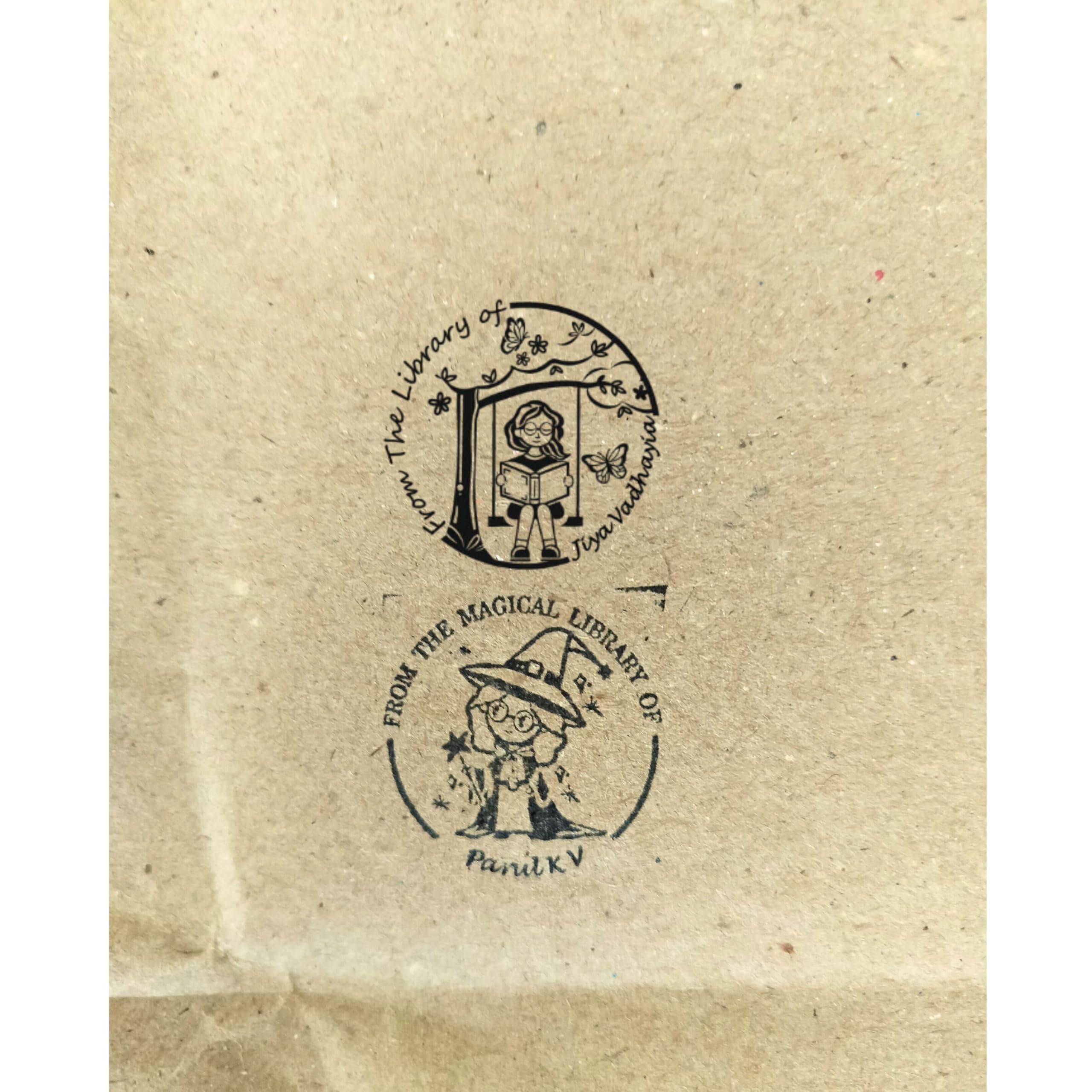 Personalised Kids Stamp with Your Name for School Book (3.5 cm Dia), customised for Stamping Books for Readers, Great Gift for booklovers, Kids, Scrap Book Journels